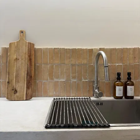 Дом отдыха Cocon Avec Jacuzzi