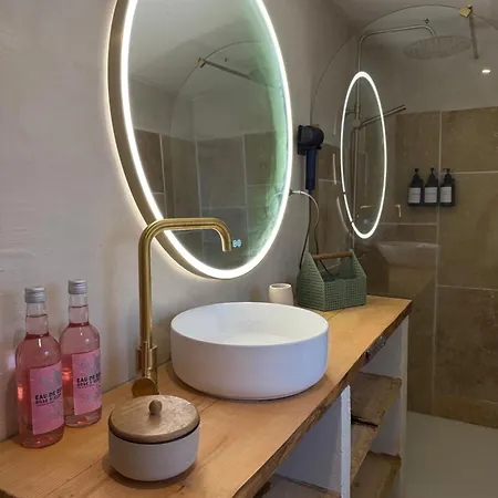 Cocon Avec Jacuzzi Périgny